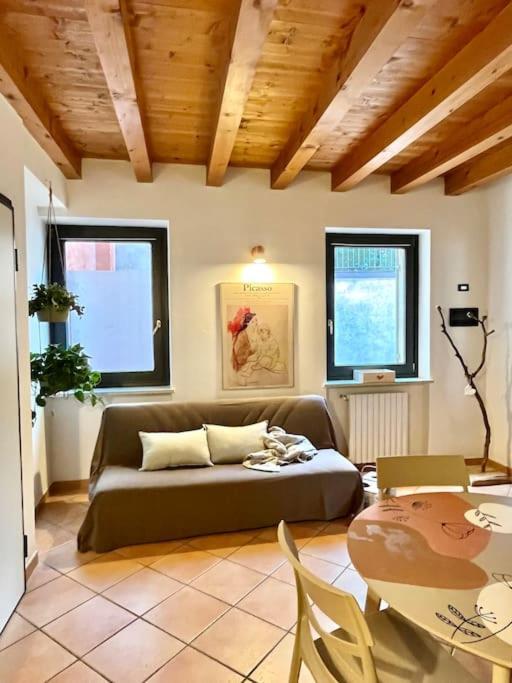 La Casa Di Nina - Appartamento 1 Valeggio sul Mincio Kültér fotó