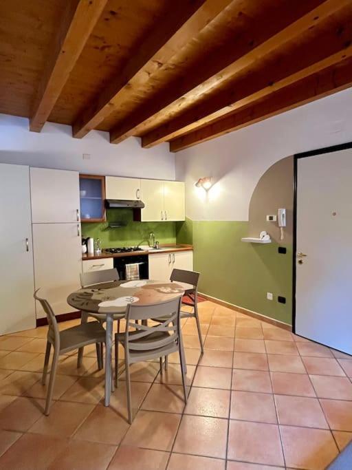 La Casa Di Nina - Appartamento 1 Valeggio sul Mincio Kültér fotó
